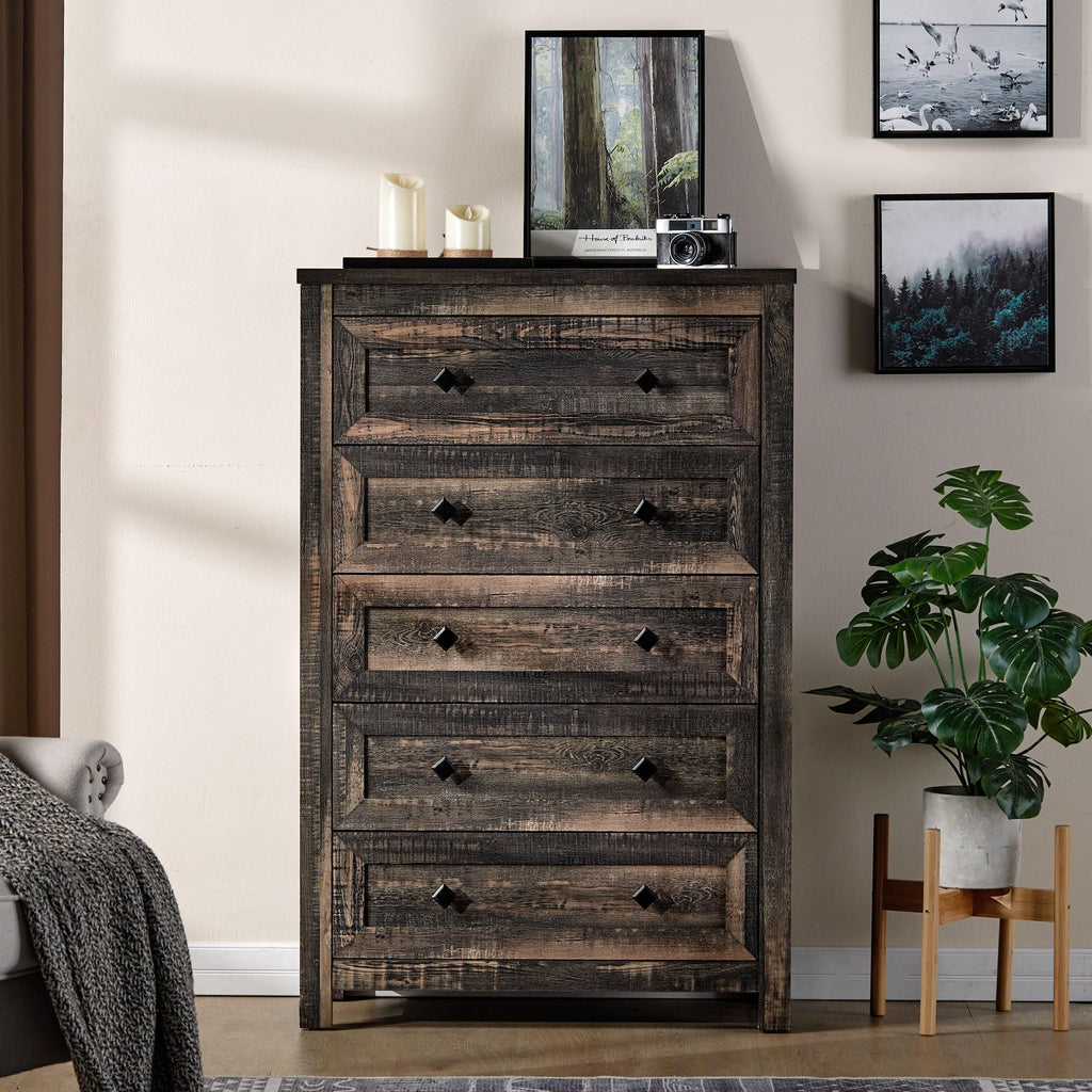 Distressed White Vintage 5-Drawer Wood Dresser